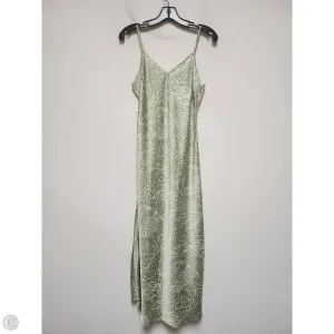 Dress Casual Maxi By Clothes Mentor In Green & White. Size: M