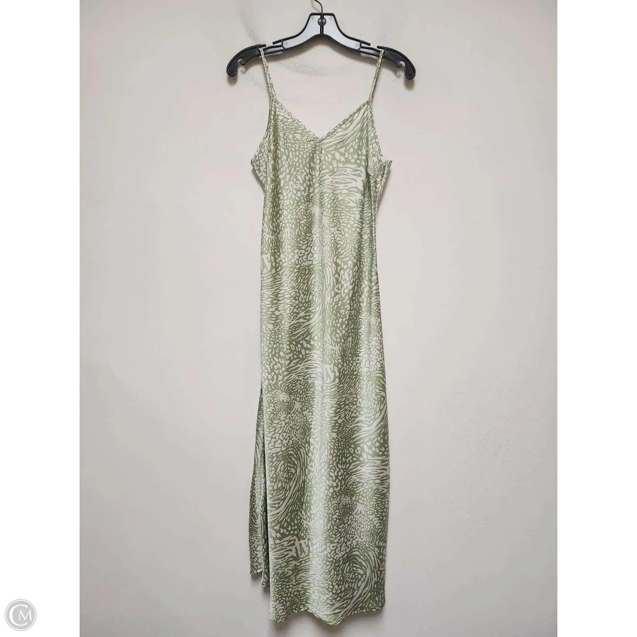Dress Casual Maxi By Clothes Mentor In Green & White. Size: M