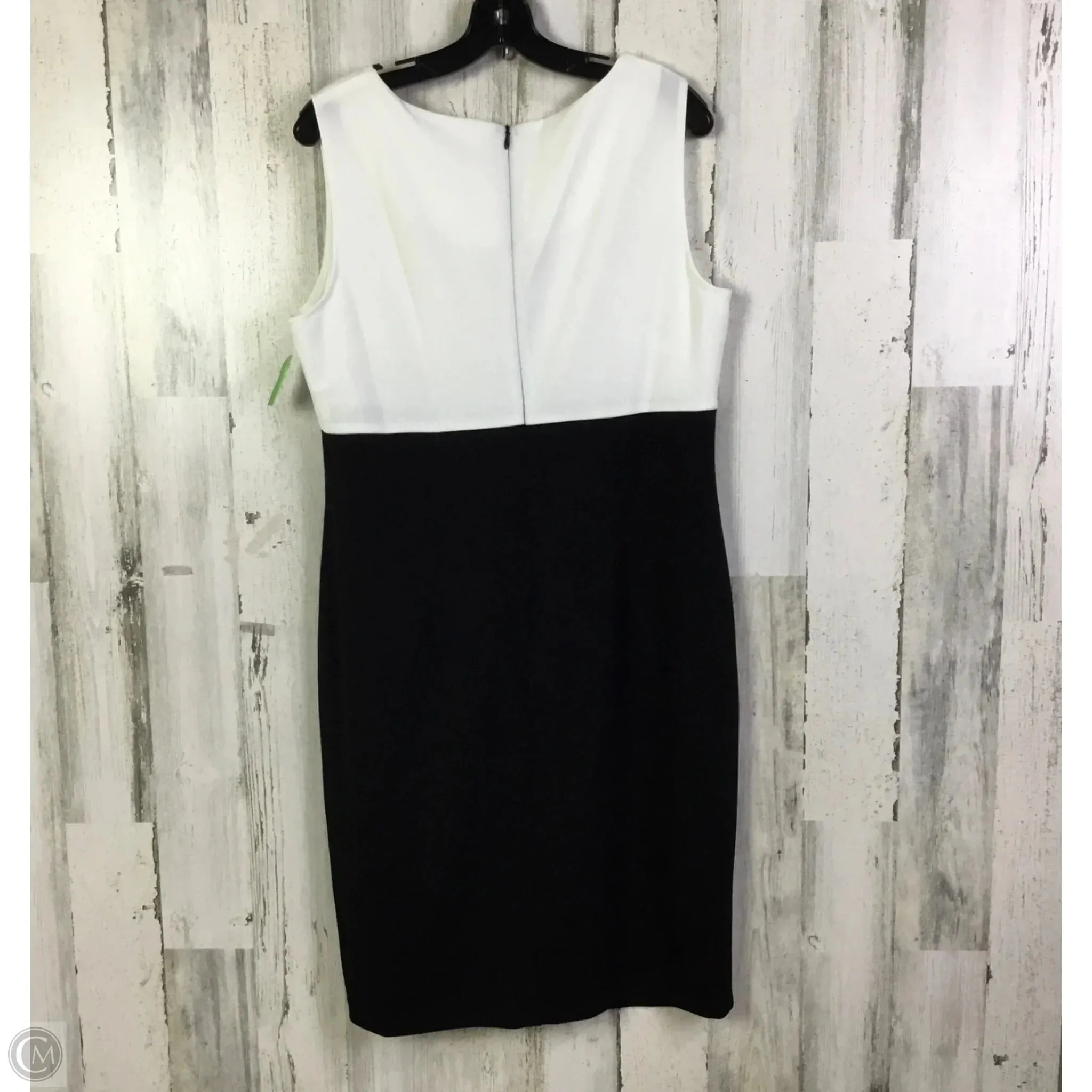 Dress Casual Short By Dannyandnicole In Black & White. Size: Xl