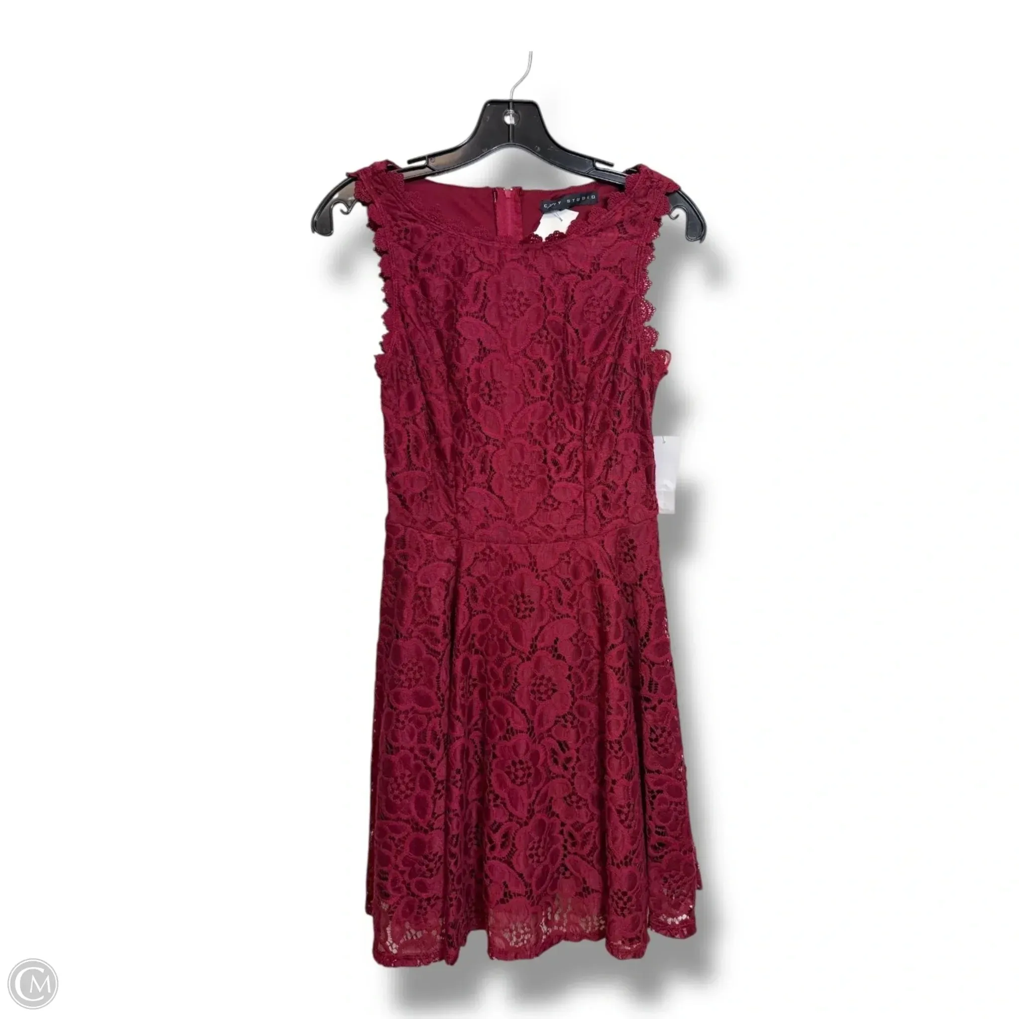 Dress Party Short By Cme In Maroon. Size: S