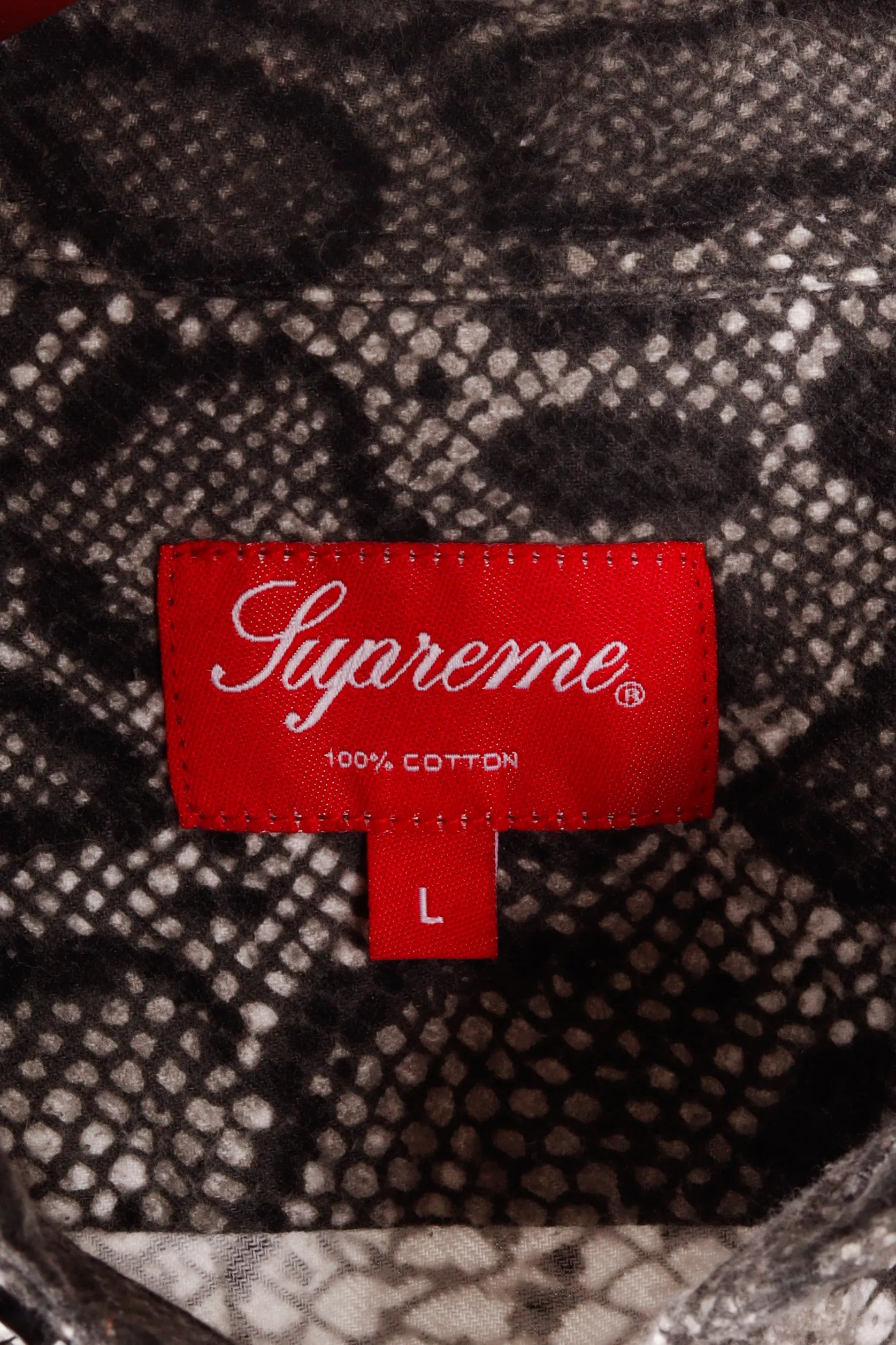 Supreme FW14 'Snakeskin' Flannel White (2014)